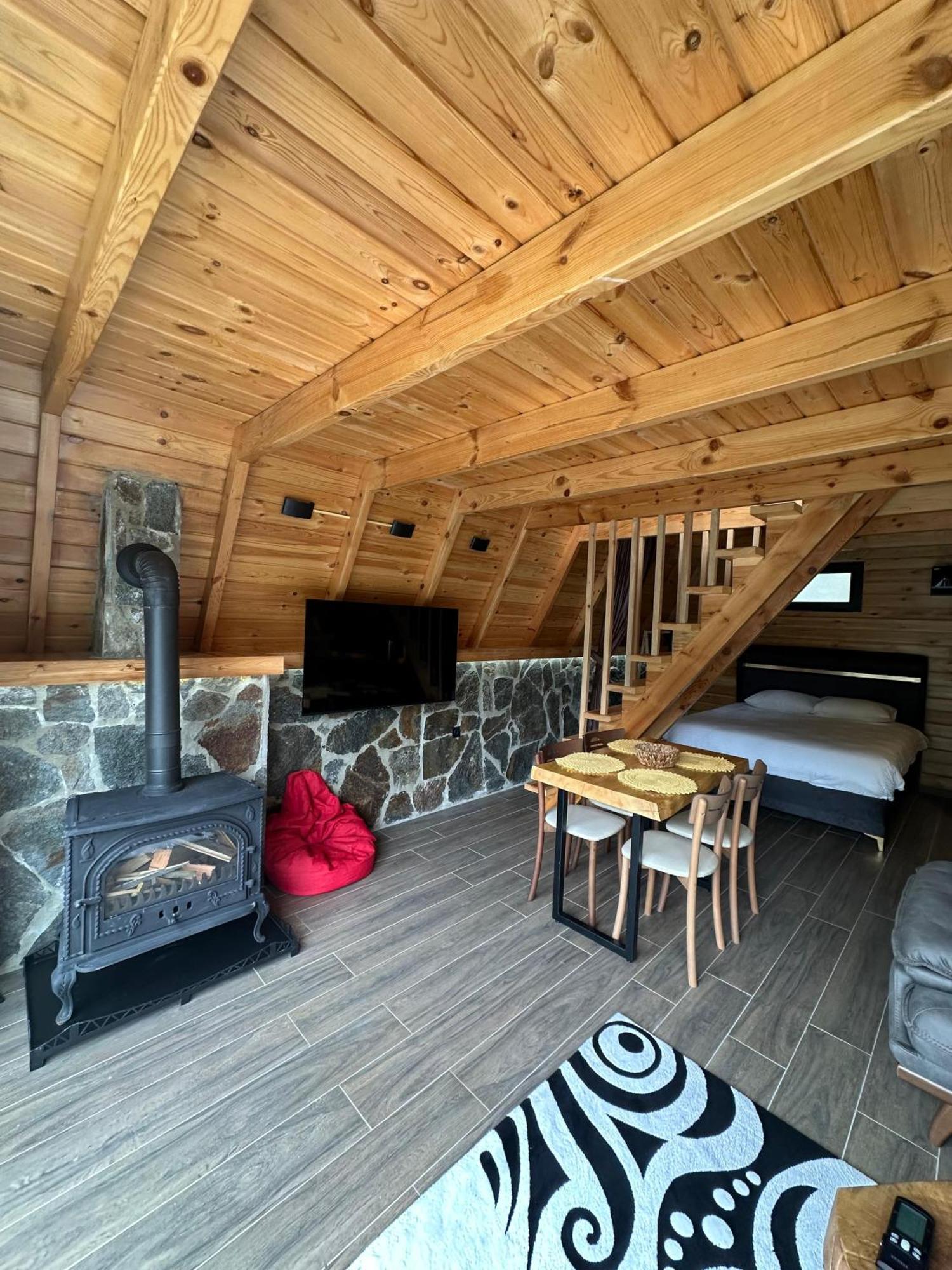 Bed and Breakfast Ruby Bungalov Dogal Yasam Evleri à Pazar  Extérieur photo