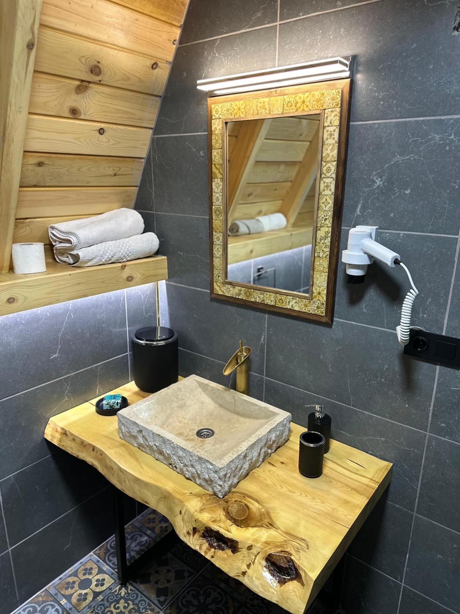 Bed and Breakfast Ruby Bungalov Dogal Yasam Evleri à Pazar  Extérieur photo
